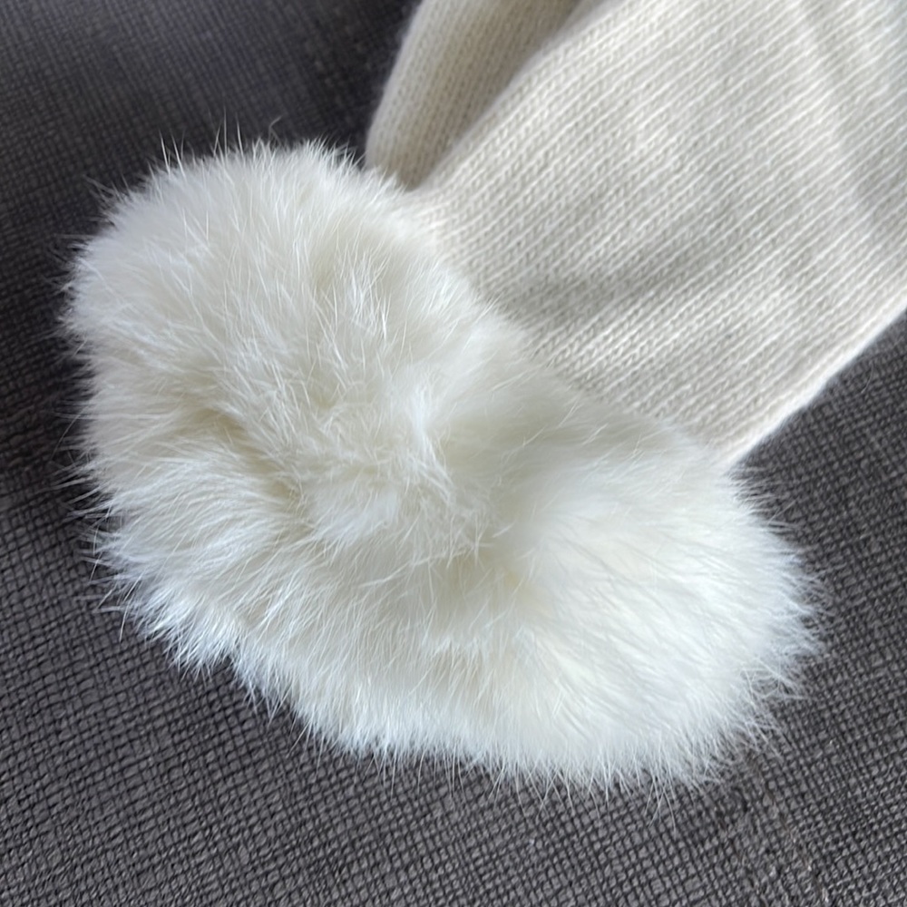 Authentic Rabbit trimmed mittens - Picture 3 of 4